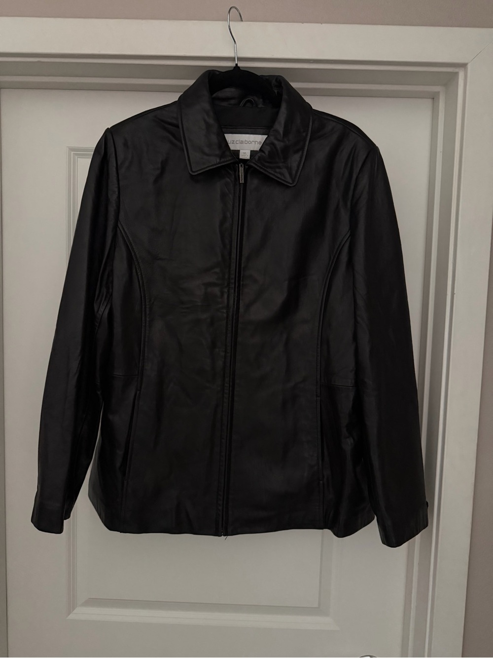 Liz Claiborne Leather Jacket Size XL Black Long Sleeves Zip Front Side Pockets